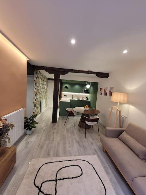 Piso Boutique A Un Minuto Del Casco Viejo Apartment Bilbao Ngoại thất bức ảnh
