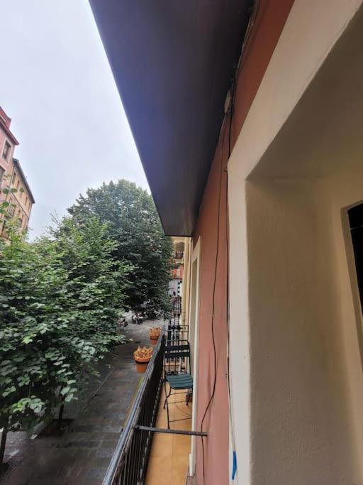 Piso Boutique A Un Minuto Del Casco Viejo Apartment Bilbao Ngoại thất bức ảnh